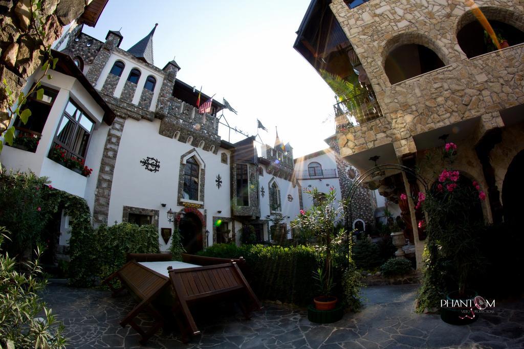 Hunter Prince Castle&Dracula Hotel Turda Exterior foto